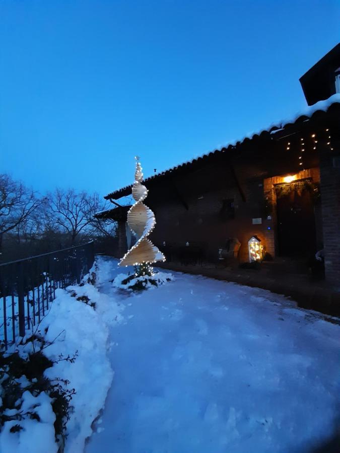 Tenuta Degli Angeli Rossi Asti Extérieur photo